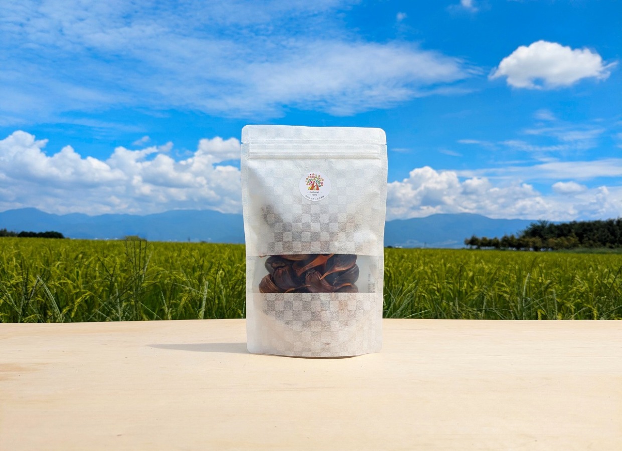 無垢の黒ニンニク 150g 自然農法 ホワイト六片100%