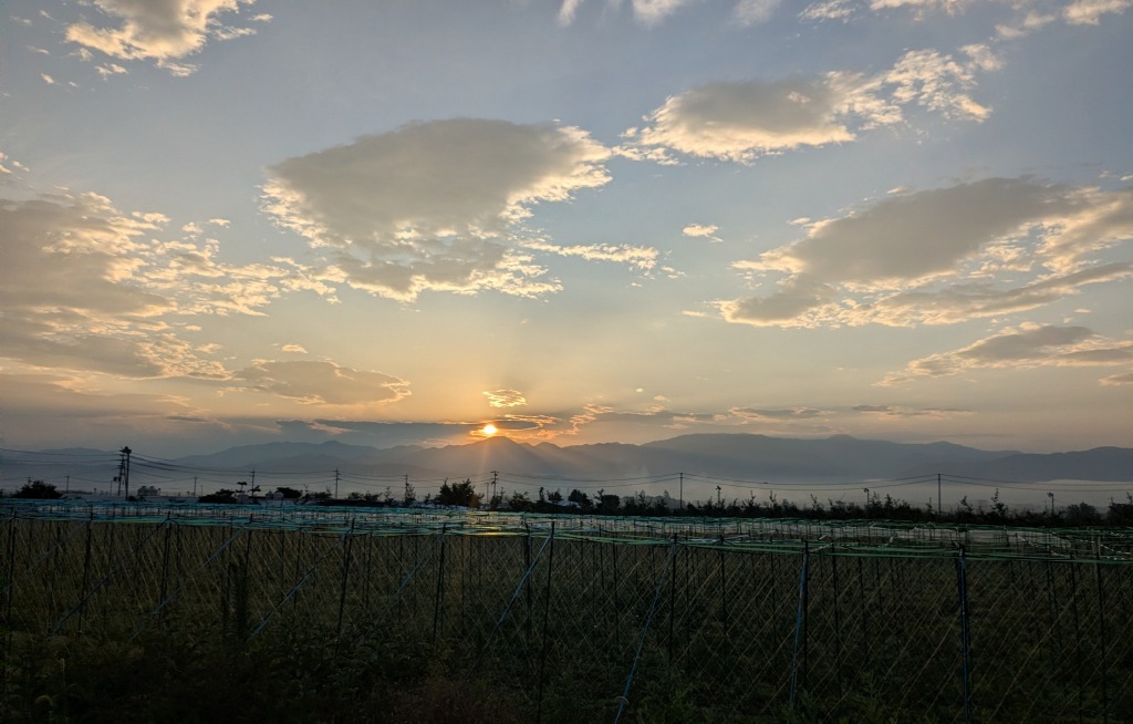 長野県松本市梓川の朝日